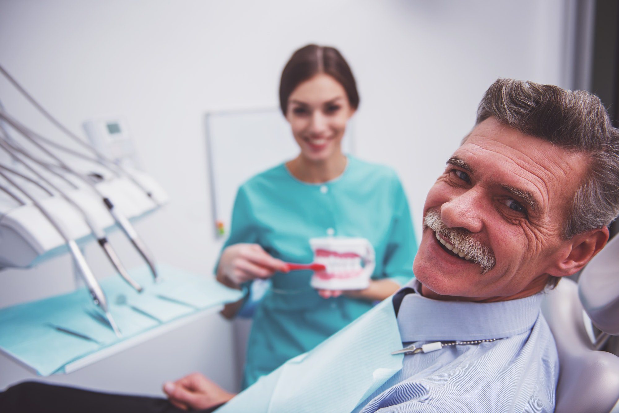 Professional dentist office who Take Medicare in New Braunfels, Texas